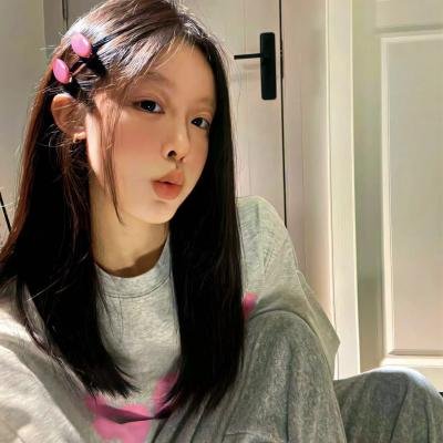 太阳神父月亮修女封面